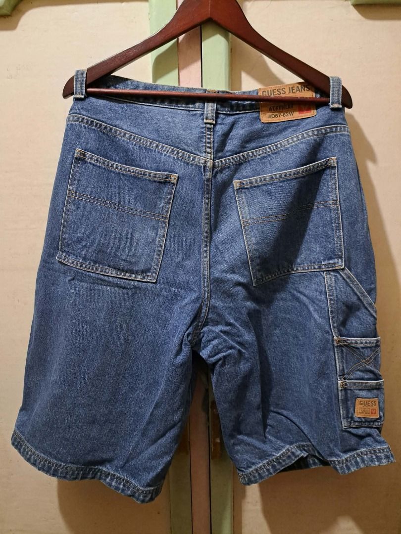 Guess carpenter jorts (Category: Shorts) located in Baguio. Submitted by 808sxul (Listing ID 1464482330, Image 2). Description: 17 waist 24 length 14 thigh 12.5 hem.