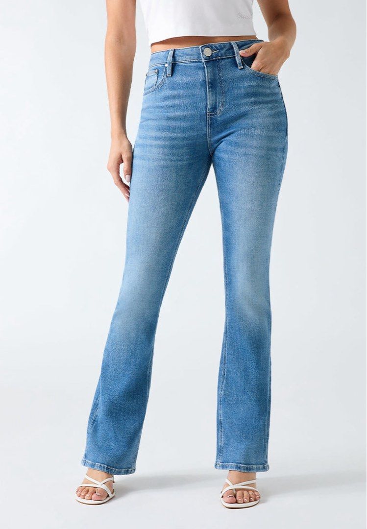 Guess Flare Denim Jeans (Category: Jeans) located in Manila. Submitted by declutterwithC (Listing ID 1464515633, Image 2). Description: Waist 38-30 inches Length 36-37 inches Semi stretchy Nakaka sexy ng hips and legs.