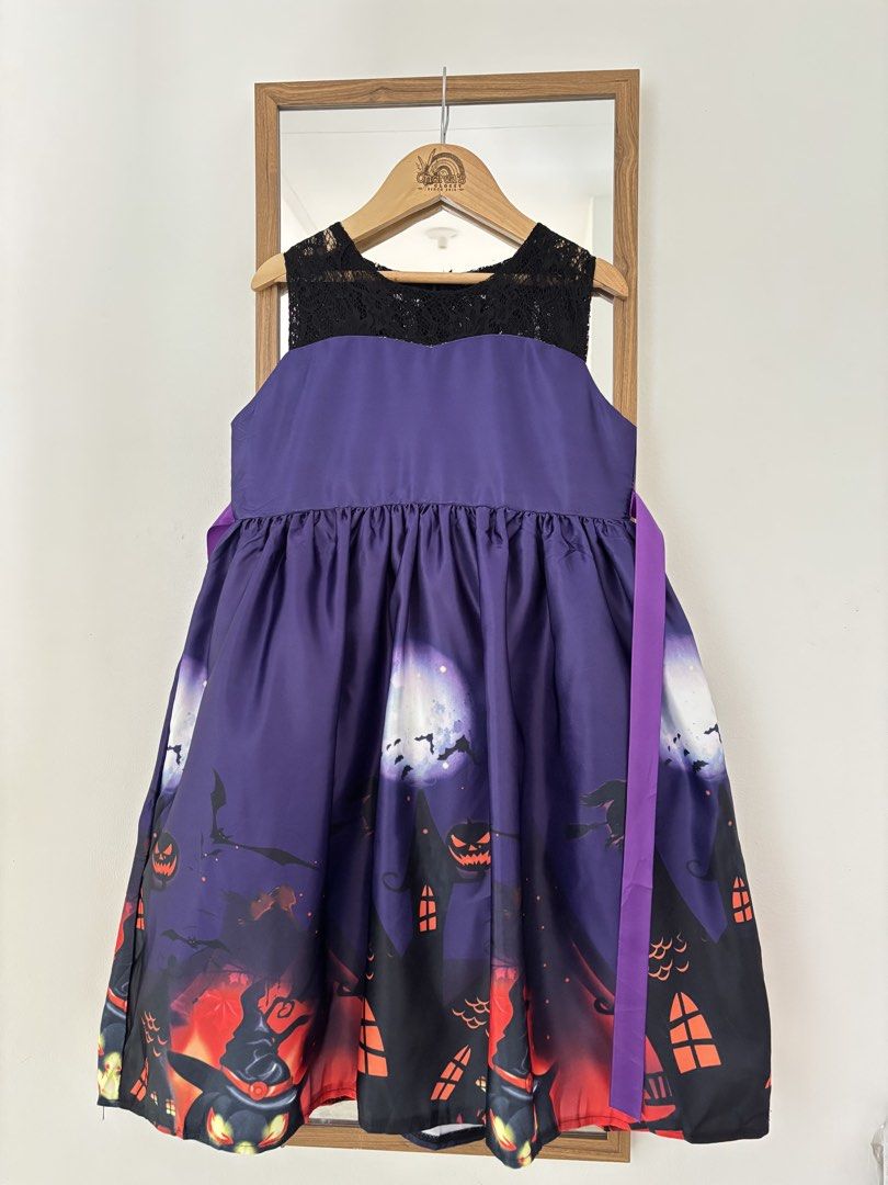 HALLOWEEN DRESS 8Y (Category: Babies & Kids Fashion) located in San Pablo. Submitted by majhoii (Listing ID 1464378035, Image 3). Description: PRELOVED HALLOWEEN DRESS SIZE 140 (8Y) Excellent Condition ₱349 + SF (STARTS @ 50 SMALL POUCH LUZON AREA).