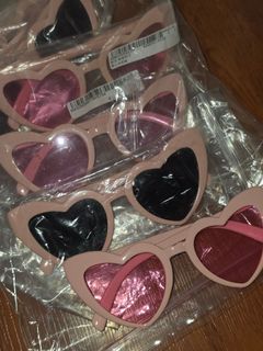 (Category: ) located in . Submitted by clothesandthings_ (Listing ID 1464518156, Image 1). Description: .