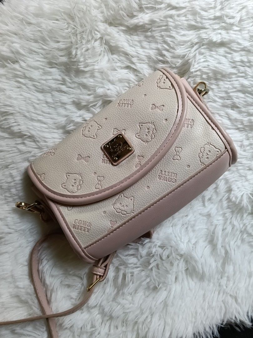 Hello Kitty (Category: Cross-body Bags) located in Binan City. Submitted by thriftedbymiaca (Listing ID 1464421853, Image 1). Description: .