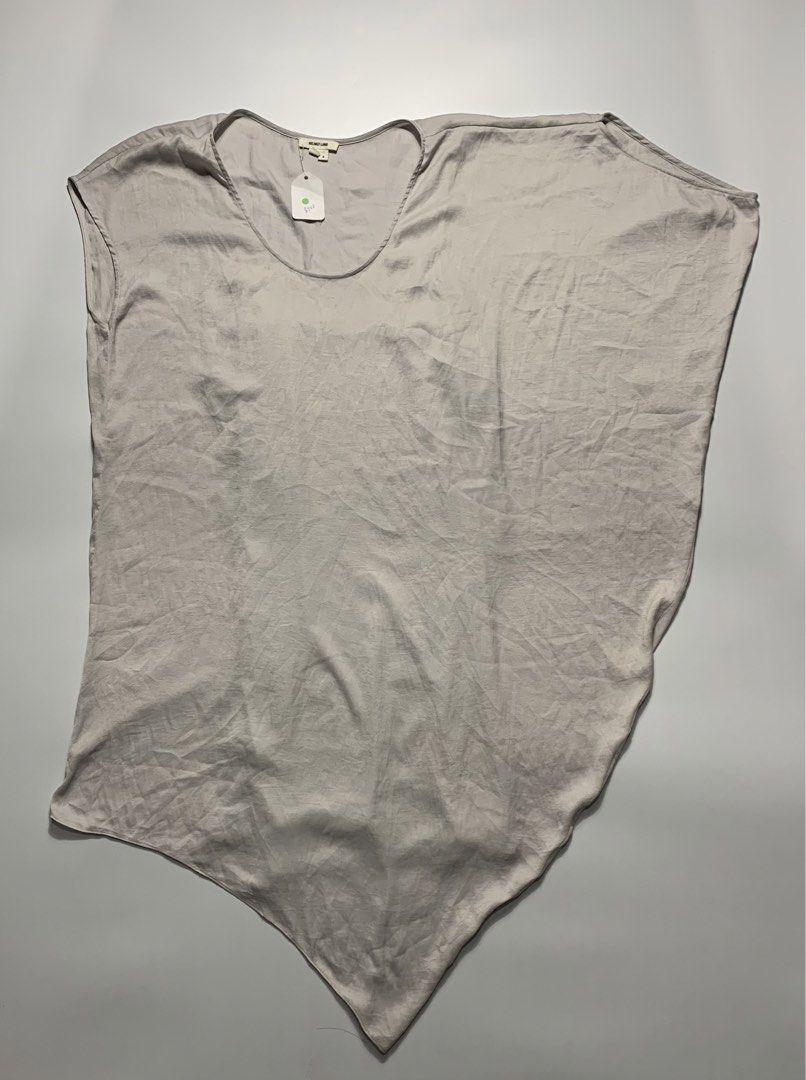 Helmut lang orbit tan asymmetrical Dress (Category: Luxury Apparel) located in Natividad. Submitted by endsource.ph (Listing ID 1464490864, Image 2). Description: Helmut lang orbit tan asymmetrical Dress ‎_____________ ‎Size: 4 Large - Medium Womens ‎Width : 18 ‎Length: 42 ‎(actual dimension) ‎______________ ‎Like New Condition ‎(use once or twice) ‎Lightly Used Condition ‎(used w/care) ‎______________ ‎Issue: none ‎Colors may vary due to lightin