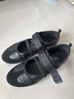 (Kategori: ) berada di . Dikirim oleh siwdeclutter (ID iklan 1464364472, Gambar 1). Deskripsi: .