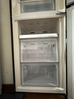 (Category: ) located in . Submitted by nyitt (Listing ID 1464411445, Image 1). Description: .