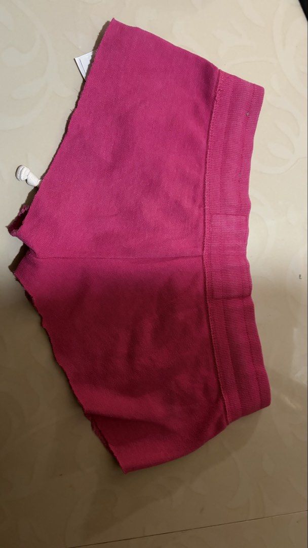 hollister booty sweat shorts (Category: Shorts) located in Baguio. Submitted by iyychen (Listing ID 1464426268, Image 3). Description: aero booty shorts hot pink -no issues - waist can be adjusted.