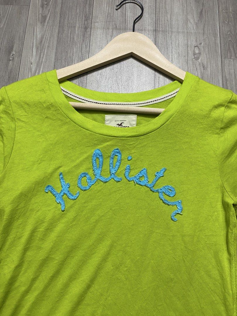 HOLLISTER y2k CURSIVE SCRIPT LOGO TEE - LIME GREEN (Category: Shirts) located in Manila. Submitted by ztfirtfritz (Listing ID 1464447240, Image 2). Description: HOLLISTER y2k CURSIVE SCRIPT LOGO TEE - LIME GREEN LEGIT MEDIUM MEASUREMENTS” SHOULDER: 15 SLEEVE: 6.5 PIT: 16 LENGTH: 24 350 + SF.