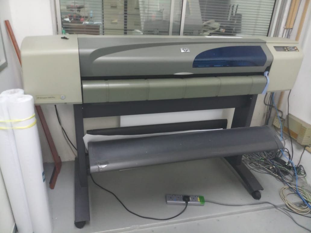 HP DesignJet Large Format Printer/ Plotter (Category: Printers, Scanners & Copiers) located in Kuala Lumpur. Submitted by jamescl28 (Listing ID 1464398645, Image 1). Description: - HP DesignJet large format printer - model Designjet 500 Plus - Need to replace printhead/ cartridge - Good as spare parts Pickup Petaling Jaya SS25 area. .