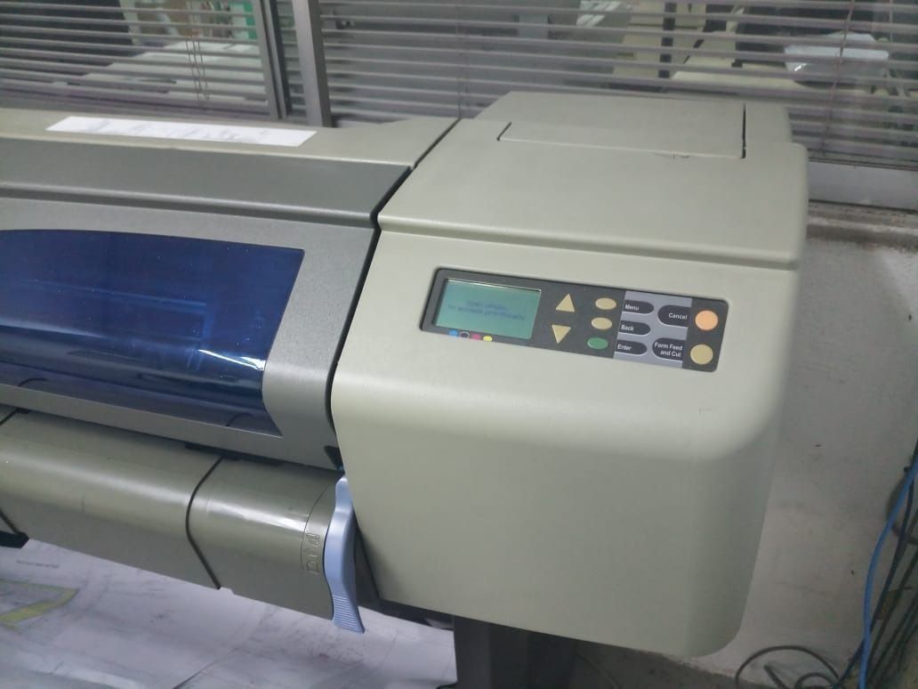 HP DesignJet Large Format Printer/ Plotter (Category: Printers, Scanners & Copiers) located in Kuala Lumpur. Submitted by jamescl28 (Listing ID 1464398645, Image 2). Description: - HP DesignJet large format printer - model Designjet 500 Plus - Need to replace printhead/ cartridge - Good as spare parts Pickup Petaling Jaya SS25 area. .