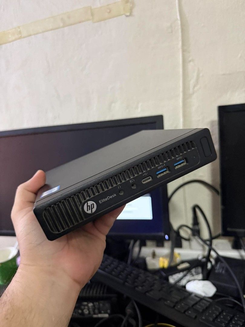 HP Elitedesk 800 G2 Desktop mini (Category: Desktops) located in Manila. Submitted by happyearth.953a15 (Listing ID 1464354939, Image 1). Description: HP Elitedesk 800 G2 Desktop mini I5 6th gen Intel UHD Graphics 530 8gb ram 1TB HDD Windows 11 pro OS Wifi ready Unit with power adapter 💸💸 6,500 Location: San Andres bukid manila Pick up or deliver.