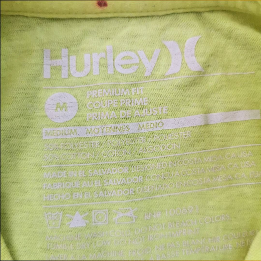 Hurley Neon Lime Tee (Category: Others Tops) located in Calamba. Submitted by rackme (Listing ID 1464355125, Image 2). Description: Hurley Neon Lime Tee PRELOVED/PREOWNED NOW 120 PESOS! before: 150 pesos Current Brand New Retail Price: ~₱1,100 to ₱1,500 ($20 - $26 USD) Size: Medium (M).