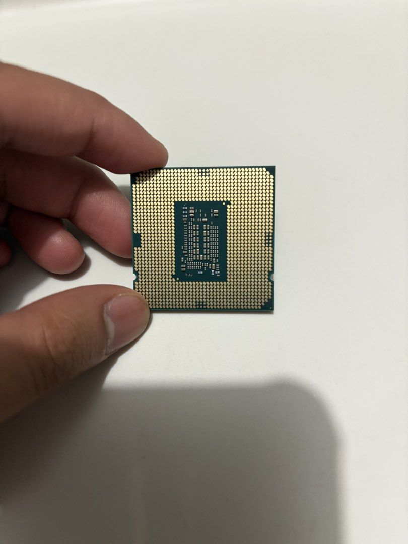 Intel Core i5-10600 3.30GHz CPU Processor (Category: Desktops) located in Caloocan City. Submitted by grand_royalrabbit (Listing ID 1464509725, Image 2). Description: For sale Intel Core 15-10600 processor 4,500 only used but not abused. Pm lang po sa interesado, pasig location..
