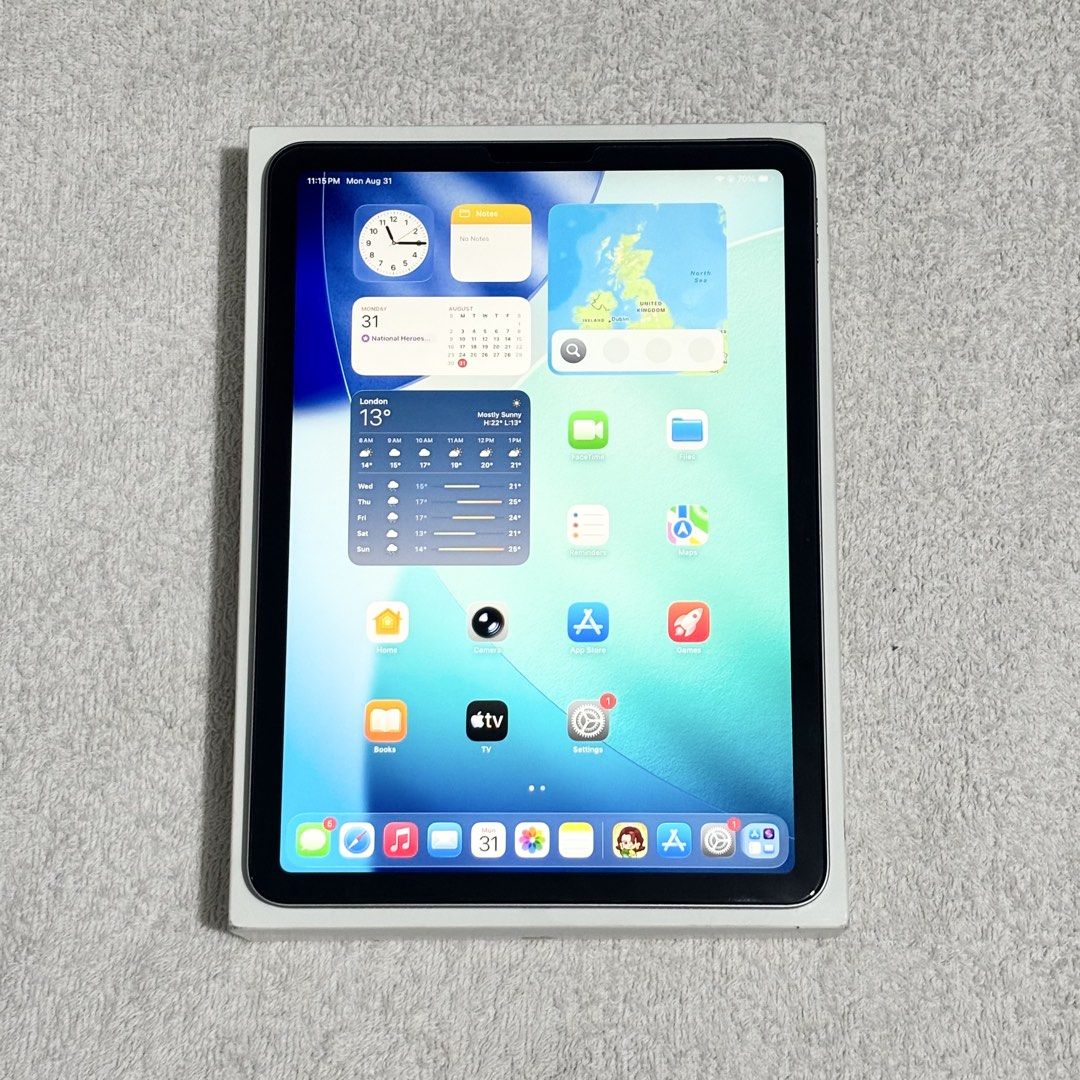 Ipad Air M3 7th Generation Spacegray (Category: iPad) located in Pasig City. Submitted by ela_zen15 (Listing ID 1464407038, Image 1). Description: BEWARE OF SCAMMERS. Maraming mura pero mapapamura kana lang after. Ingat po sa mga bagong modus. Yung third party po and marami pa. Sale or Swap Swapping is higher than selling price Ipad Air 7 M3 128gb Spacegray 11 inches Truetone working 100% Smooth (like new) Ok fingerprint Ok wifi Ok battery No iss