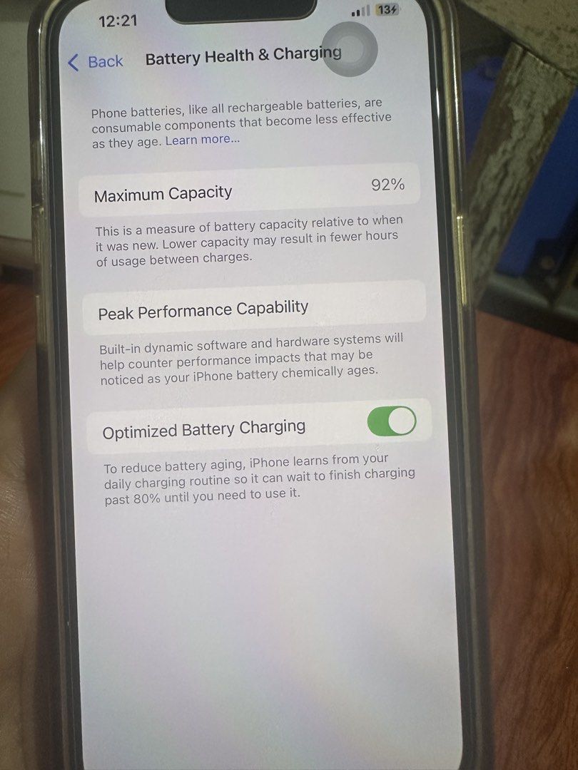 iPhone 13 (Category: iPhone 13 Series) located in Manila. Submitted by aoparaiso (Listing ID 1464414959, Image 2). Description: .