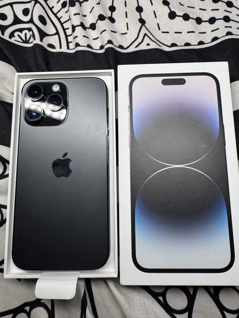 iPhone 14 Pro Max 128gb (Category: iPhone 14 Series) located in Manila. Submitted by gwyne_00 (Listing ID 1464407000, Image 1). Description: iPhone 14 Pro Max -Zpa Variant -NTC Approved -128gb -79 Battery health(Still Makunat) -Factory Unlock -No sim Restriction -Face id and True Tone working -No History of Repair Issue -Konting Casemark dot sa sides Inclusion -Original Box Same Imei -MagSafe Powerbank -MagSafe Charger -Adapter and wire -Cases -O