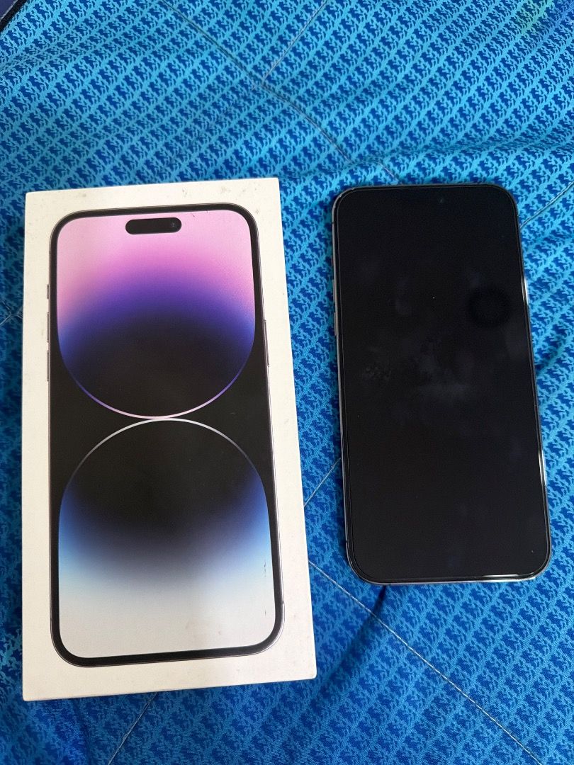 Iphone 14 Pro Max 512gb (Category: iPhone 14 Series) located in Caloocan City. Submitted by arjane1119 (Listing ID 1464421269, Image 1). Description: Esim.