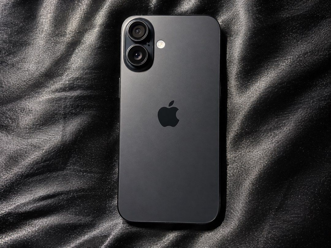 iPhone 16 black 128GB (Category: iPhone 16 Series) located in Quezon City. Submitted by skelesis (Listing ID 1464473811, Image 1). Description: Selling my personally used iPhone 16 128GB in Black. Fully functional and well taken care of. No issues with performance and everything works as it should. Details: • 128GB Storage • 91% Battery Health • 426 Cycle Count • Face ID working • True Tone working • Cameras & all functions working properly • No 