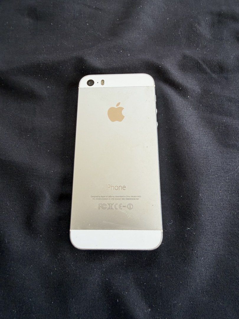 iPhone 5S (Category: Others) located in Manila. Submitted by perrybooo (Listing ID 1464377698, Image 1). Description: FOR SALE: iPhone 5S RFS: Decluttering unused gadgets ‼️ LOCATION: Angeles / San Fernando, Pampanga PRICE: Negotiable PRODUCT DETAILS: - Given as a gift around December 2018 - Used until August 2021 - Used mainly for communication and social media PROS: - If you're interested with just the phone parts, then maybe you should conside