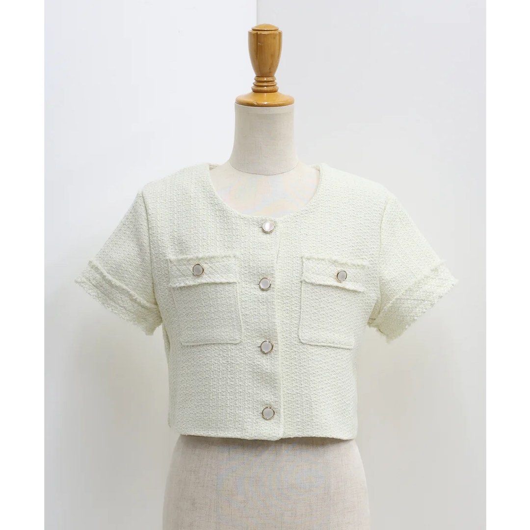 Ivory Cropped Tweed Top [S-M] (Category: Others Tops) located in Malabon City. Submitted by k_intimates (Listing ID 1464560654, Image 1). Description: Details: • Size S-M (34”-36” bust, 16” length) • Almost new (once used) • Bought from Japan • HQ, with inner lining • Ivory cropped tweed top features a lovely textured tweed fabric accented with charming fringed-edge pockets..