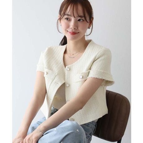 Ivory Cropped Tweed Top [S-M] (Category: Others Tops) located in Malabon City. Submitted by k_intimates (Listing ID 1464560654, Image 3). Description: Details: • Size S-M (34”-36” bust, 16” length) • Almost new (once used) • Bought from Japan • HQ, with inner lining • Ivory cropped tweed top features a lovely textured tweed fabric accented with charming fringed-edge pockets..