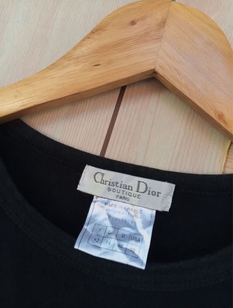 J dior knttied (Category: Shirts) located in Manila. Submitted by y2karchive (Listing ID 1464447862, Image 2). Description: Authentic Meduim size Good condition No flaws Check deta.