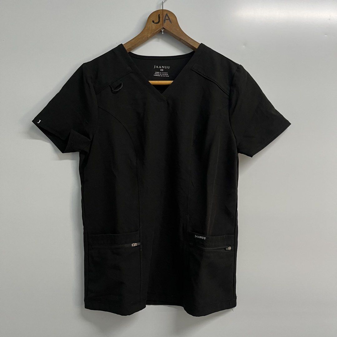 Jaanuu - Kass 4 Pocket V Neck Tops (Category: Activewear) located in Batangas. Submitted by wornwear.ph (Listing ID 1464406357, Image 2). Description: Jaanuu - Kass 4 Pocket V Neck Tops XS Width 18 inches Length 24” Excellent condition 680 only! .