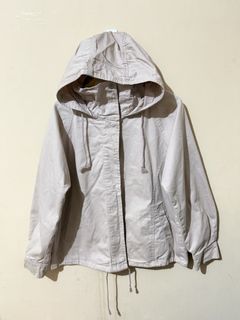 (Kategori: ) berada di . Dikirim oleh uniqlo_gu_bydeawidia (ID iklan 1464418585, Gambar 1). Deskripsi: .