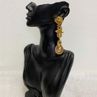 (Category: ) located in . Submitted by posh_avenue888 (Listing ID 1464455055, Image 1). Description: .