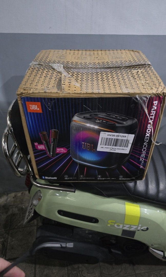 JBL ENCORE V2 PLUS (Category: Soundbars, Speakers & Amplifiers) located in Malabon City. Submitted by hyrugadgets (Listing ID 1464517753, Image 1). Description: JBL Encore V2 Plus Brandnew (Open Box for Checking) with AI Vocal Removal P.16,990.
