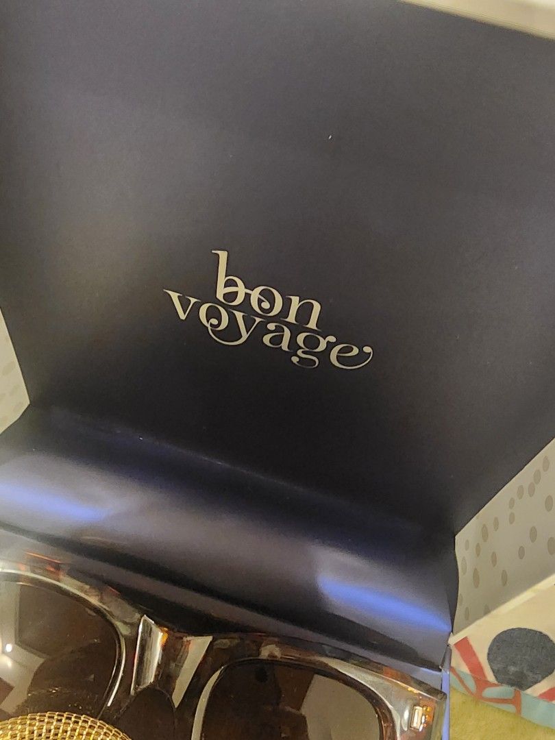 JEWELRY SET (Category: Charms) located in Manila. Submitted by chrinathalie (Listing ID 1464367205, Image 2). Description: brand: VON VOYAGE nabili sa cruise ship set of watch, bracelets, and glasses.