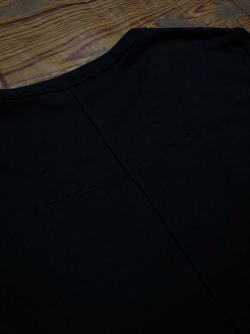 JIL SANDER PLAIN BABY TOPS (Category: Shirts) located in Dasmarinas. Submitted by corenyxmessy_3rd_account (Listing ID 1464556232, Image 3). Description: width - 15 length - 24.