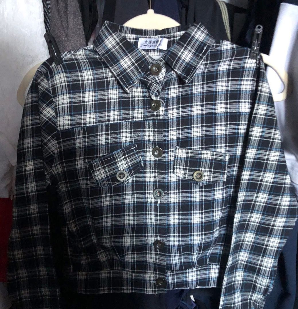 [U] Jinfuyuan - Checkered flannel jacket (Category: Babies & Kids Fashion) located in San Juan City. Submitted by ttanmien (Listing ID 1464391522, Image 3). Description: ⚜️✨⚜️✨⚜️✨⚜️✨⚜️✨⚜️ 💁🏻‍♀️SELLING PRICE: ₱100 Original Price: Around ₱500 💁🏻‍♀️Size: Width x Length = 15 inch x 16 inch Armpit to armpit (width measurement) Shoulders to bottom (length measurement) (May fit kids from 7 years old to 9 years old depending on the child built) ⚠️Ple