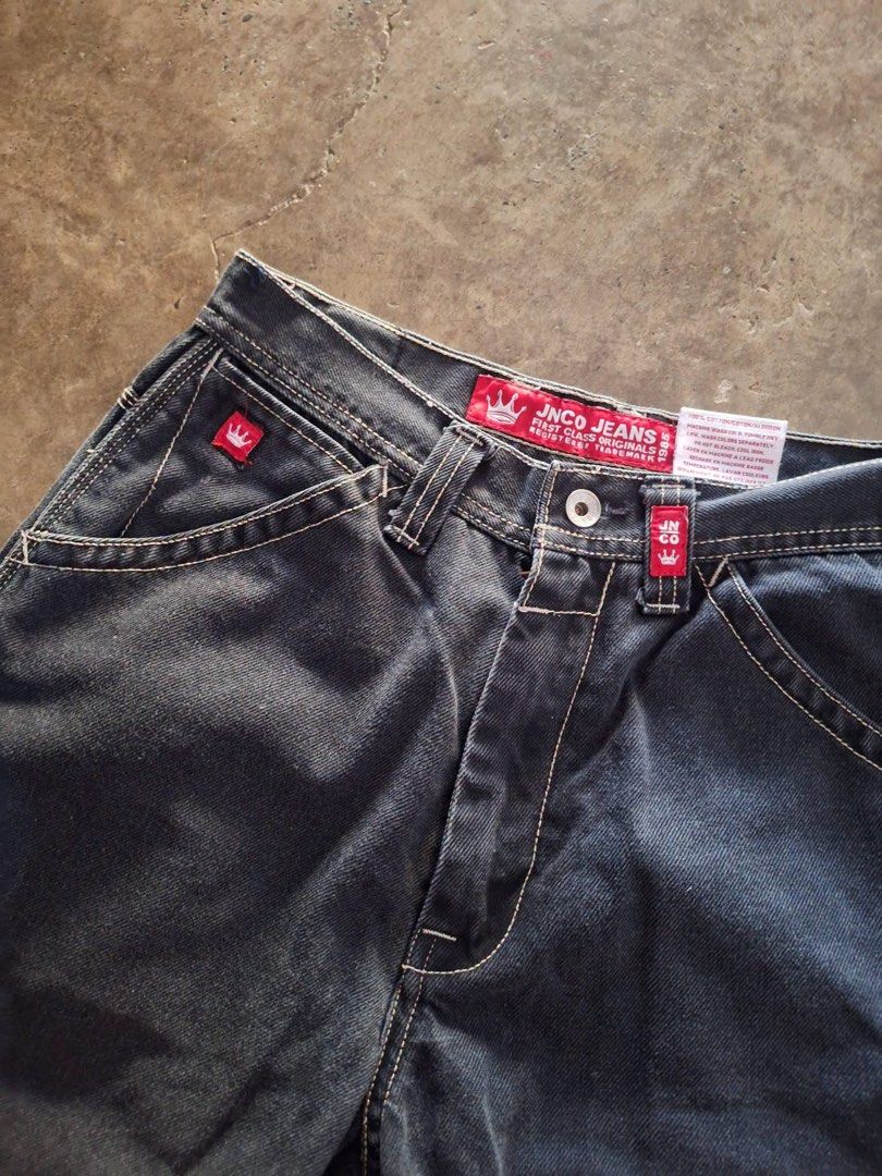 JNCO JORTS (Category: Shorts) located in San Narciso. Submitted by wrapitup_co. (Listing ID 1464517330, Image 3). Description: Noissue Excellent Condition 9/10 Color rate 9/10 Noissue Size Waist: 29-30" Length: 23" Opening: 12".