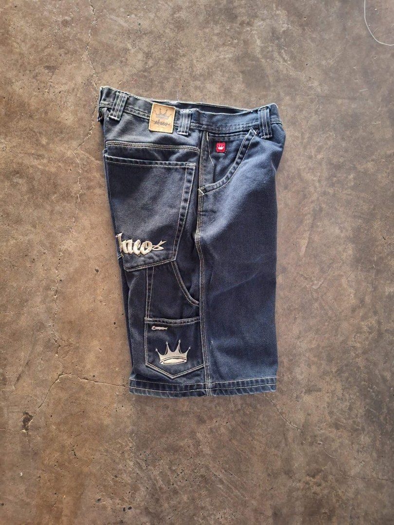 JNCO JORTS (Category: Shorts) located in San Narciso. Submitted by wrapitup_co. (Listing ID 1464517330, Image 2). Description: Noissue Excellent Condition 9/10 Color rate 9/10 Noissue Size Waist: 29-30" Length: 23" Opening: 12".