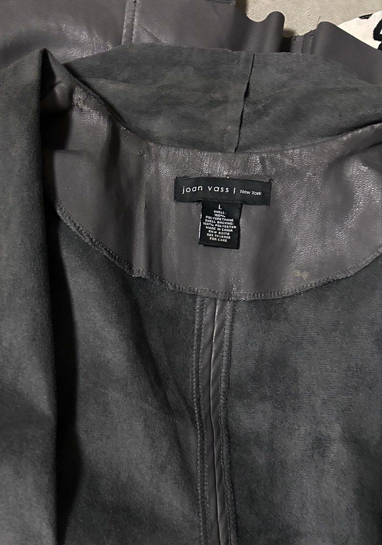JOAN VASS (Category: Coats, Jackets and Outerwear) located in Davao. Submitted by sart0ria85 (Listing ID 1464466428, Image 3). Description: A gray biker vest in faux leather. 100% POLYURETHANE MADE IN CHINA 🇨🇳 LARGE. Size 8 VERY GOOD CONDITION (89/100).