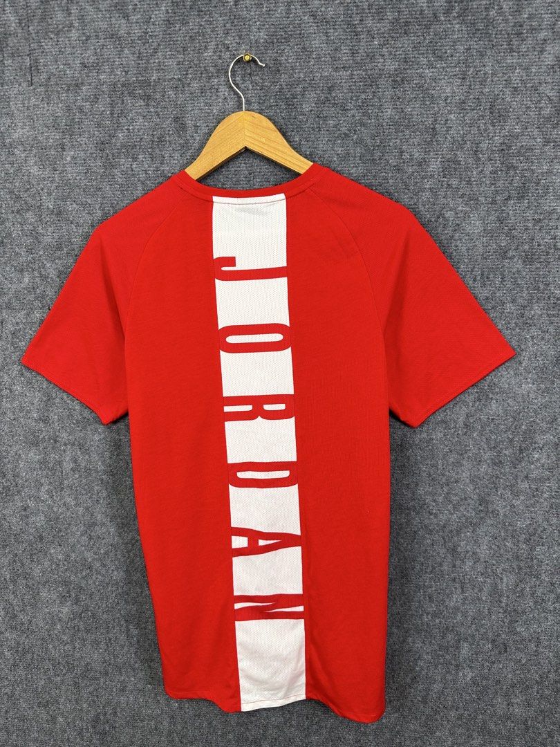 Jordan (Category: Tshirts & Polo Shirts ) located in Daet. Submitted by kevsquintela (Listing ID 1464397074, Image 2). Description: Jordan Alpha ❤️🤍❤️ Size - S - M Dimes - L28xW18 Brand New .