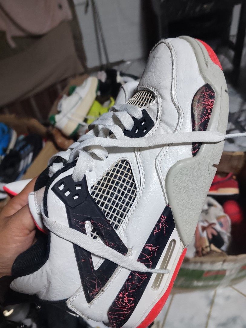 Jordan (Category: Shoe inserts) located in Batangas. Submitted by mightypenguin-764c23 (Listing ID 1464514971, Image 1). Description: .
