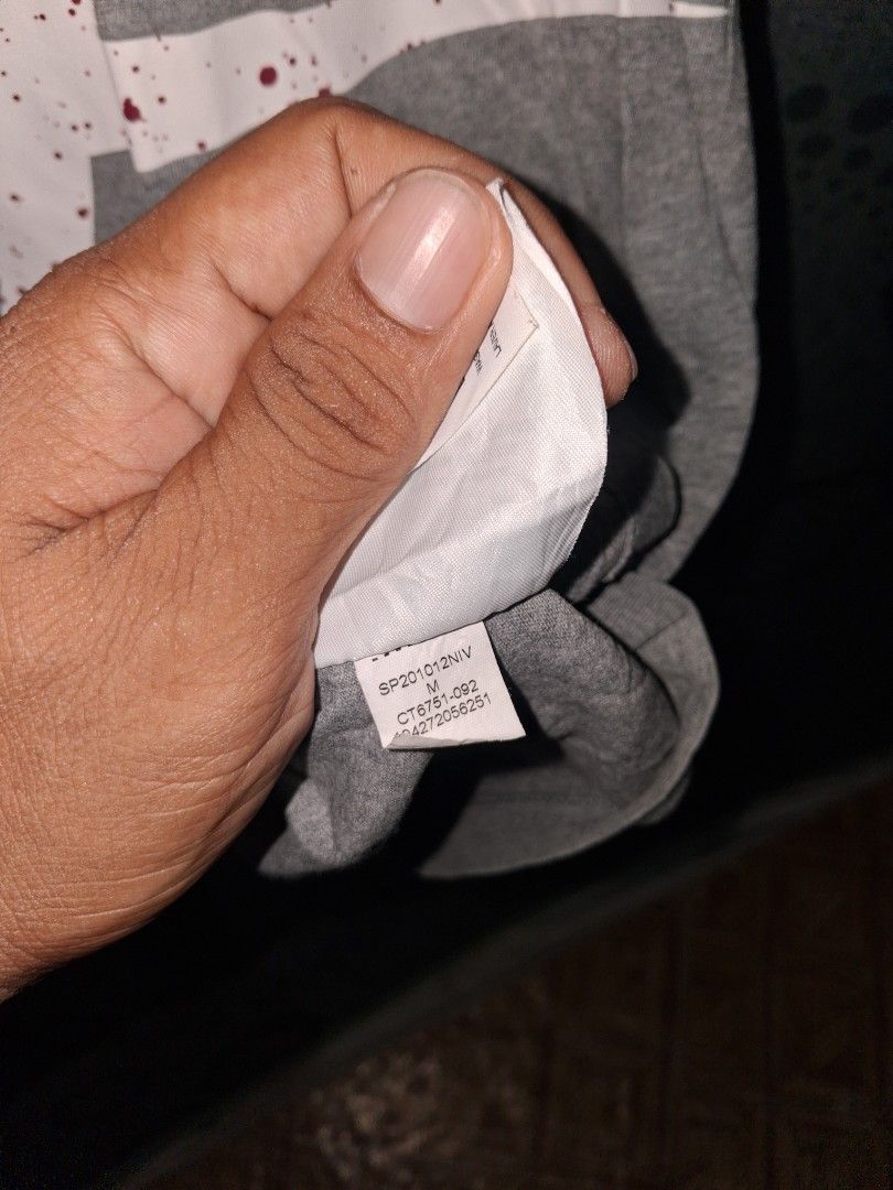 Jordan Big Logo (Category: Tshirts & Polo Shirts ) located in Maasin. Submitted by ukayniyong (Listing ID 1464424744, Image 3). Description: Thrifted No Crack Issue: See detailed Pic.