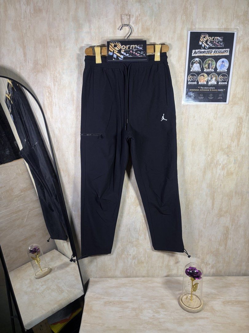 JORDAN ESSENTIAL JOGGER PANTS (Category: Joggers) located in Cabuyao City. Submitted by pormanation-thrift-store (Listing ID 1464404287, Image 1). Description: JORDAN ESSENTIAL JOGGER PANTS Condition: LIKE NEW Color rate: 10/10 (PWEDE SA MASELAN) Size: SMALL Dimes: 28-32x37.5 Issue: NONE❌ Price: 1500.