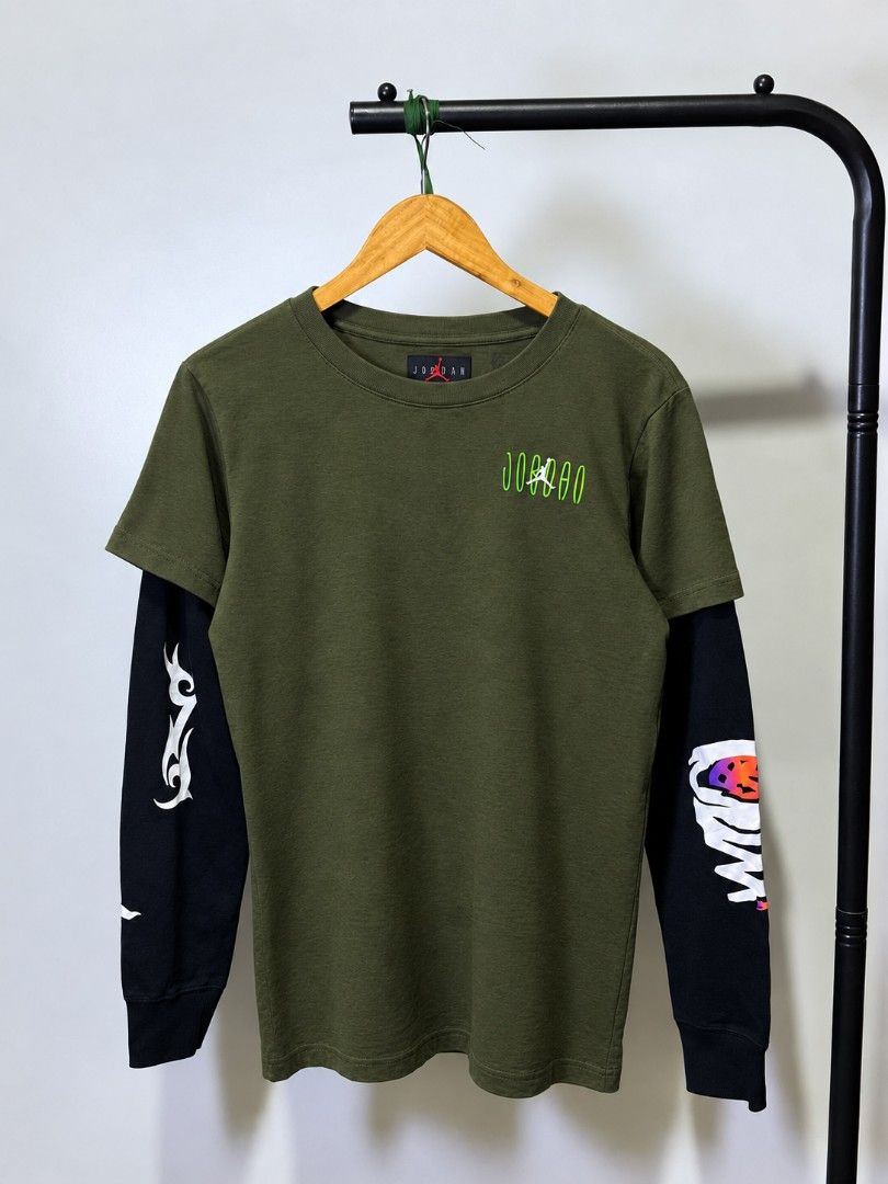JORDAN FLIGHT MVP STATEMENT LONG SLEEVE SHIRT (Category: Tshirts & Polo Shirts ) located in Davao. Submitted by nmd.archives (Listing ID 1464480898, Image 2). Description: XL (Youth) 19 x 27 (fits small) Color and condition: 10/10 No issue.