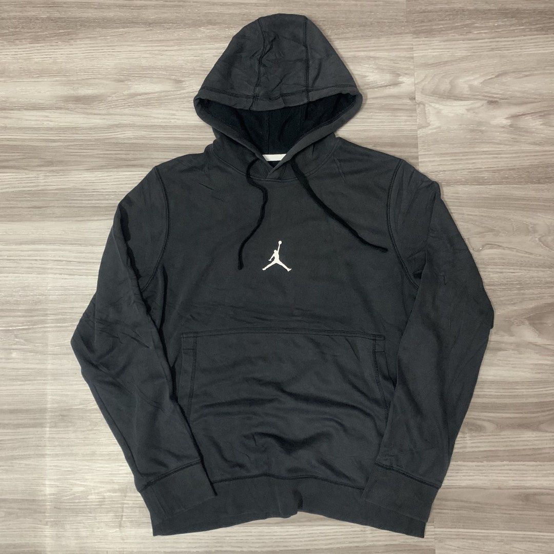 Jordan mid logo acid wash (Category: Activewear) located in Cavite. Submitted by yobubsss (Listing ID 1464557014, Image 1). Description: Size Small 22w 27L Good condition No issue.