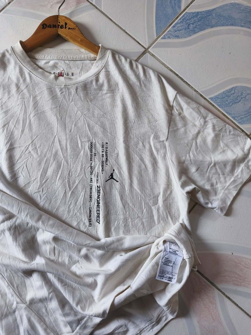 Jordan Shirt (Category: Tshirts & Polo Shirts ) located in Manila. Submitted by cookthrift (Listing ID 1464373534, Image 3). Description: 22/29 dimes excellent no issue .