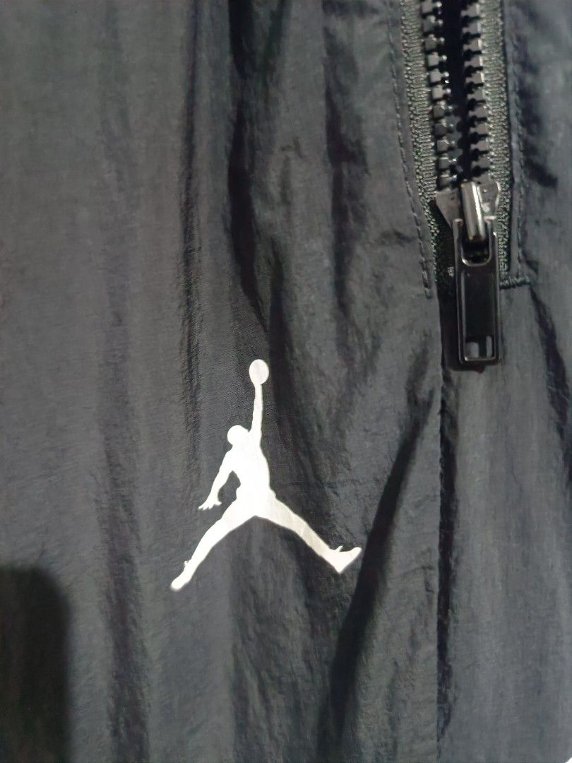 Jordan Track Pants Black White Size M (Category: Joggers) located in Iloilo. Submitted by wendxcz-thrift- (Listing ID 1464445228, Image 3). Description: - Jordan track pants in black and white - Iconic Jumpman logo on left leg - Comfortable elastic waistband with adjustable drawstring - Two secure zippered side pockets - Breathable mesh lining - Ideal for everyday wear or athletic activities MOP: GCASH/BPI + SF.