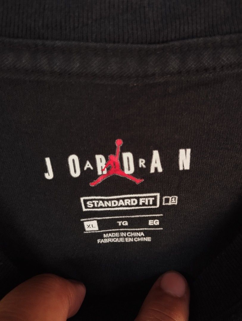 jordan tshirt (Category: Tshirts & Polo Shirts ) located in Rizal. Submitted by saint-nike11 (Listing ID 1464382033, Image 3). Description: jordan tshirt large xl fit 450 + sf via jnt.