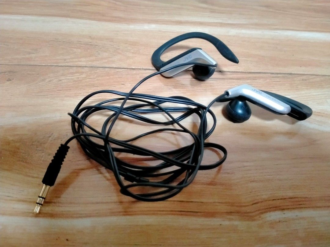 JVC HA-EB75 EARPHONE (Category: Earphones) located in Cabuyao City. Submitted by Bike_Clothing10 (Listing ID 1464380406, Image 2). Description: READ FIRST... FOR SALE: JVC HA-EB75 EARPHONE Excellent Condition Looks New 3.5mm Jack Loud Sound Legit PRICE: 750 + SF PICK UP OR SHIPPING LOCATION: Cabuyao Laguna -NO COD/COP- DM📩.