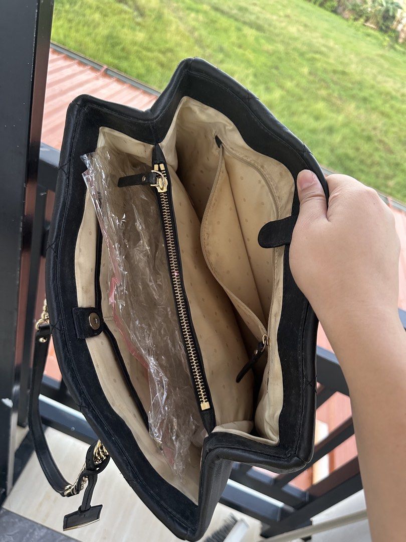 Kate Spade Natalie (Category: Shoulder Bags) located in Baguio. Submitted by dsabelg (Listing ID 1464504997, Image 3). Description: as new no issues .