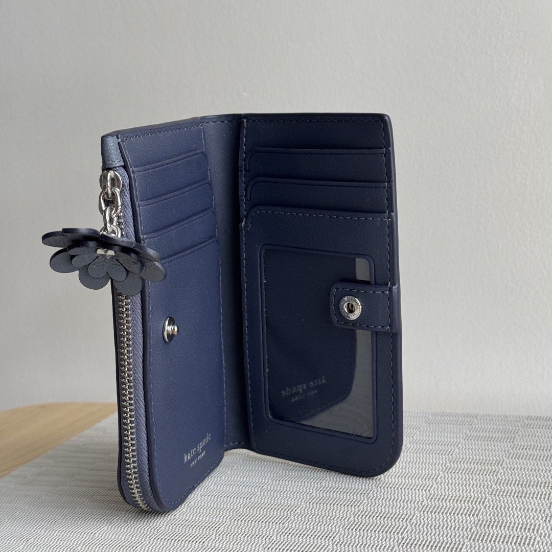 Kate Spade Small L-zip Wallet (Category: Luxury Bags & Wallets) located in Gapan. Submitted by nyxiecart (Listing ID 1464399149, Image 3). Description: KS Small L-zip Wallet - North star blue - Only used for 1 month - Bought from KS Greenbelt .