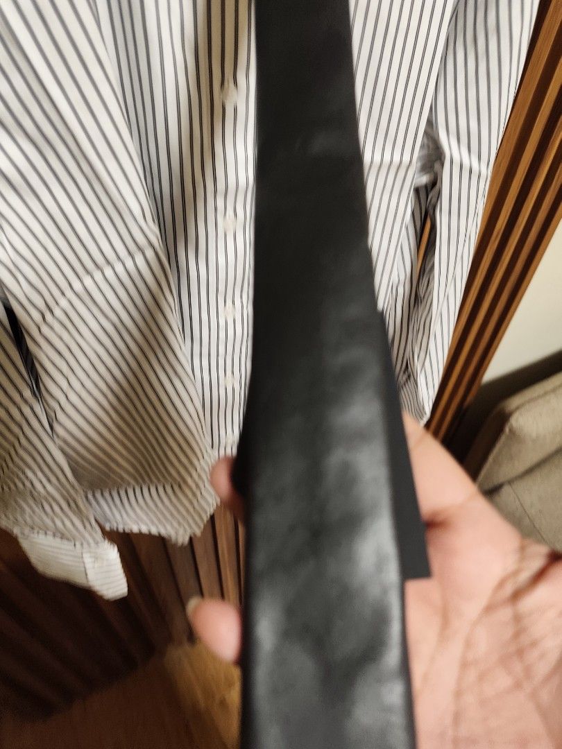 Kenneth Cole Boyfriend Button down shirt with tie (Category: Longsleeves) located in General Mariano Alvarez. Submitted by plussize_republic (Listing ID 1464497761, Image 3). Description: brand new with hang tag with leather neck tie new arrival shipping fee c/ o buyer.