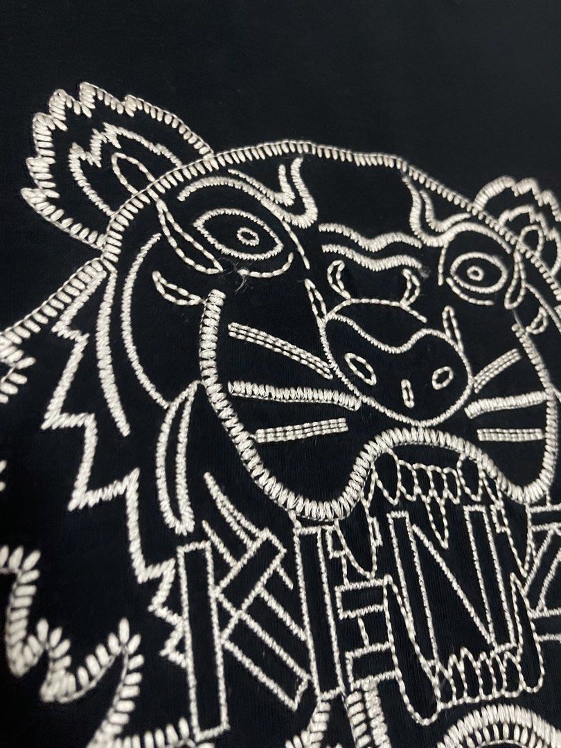 Kenzo Embroidered Tee (Category: Luxury Apparel) located in Bulacan. Submitted by sanjisthrift (Listing ID 1464397840, Image 3). Description: Size XL Width 23 Length 29.5 Very Good Condition 9/10 Slightly fade.