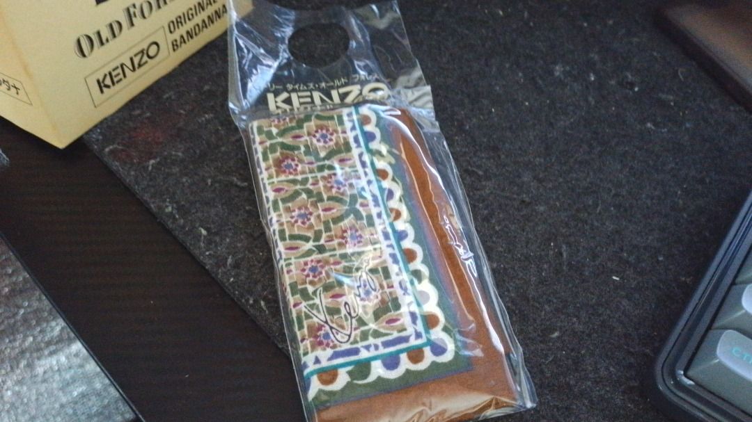 Original Kenzo Handkerchief / Bandana (Category: Handkerchief & Pocket Squares) located in Caloocan City. Submitted by 11eleven.shop (Listing ID 1464547257, Image 3). Description: - Vintage Authentic KENZO bandana handkerchiefs - 2 Batik designs - Individually wrapped - 12 pcs per box - 3 box available - Pamigay sa pasko - 200 per piece .