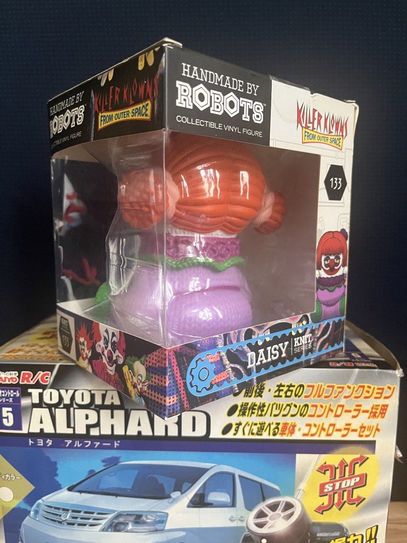 Killer Klowns From Outer Space Daisy Knit Series Figure (Category: Figurines & Statues) located in Quezon City. Submitted by ceejay1114 (Listing ID 1464388677, Image 2). Description: - Killer Klowns From Outer Space Daisy collectible vinyl figure - Handmade by Robots - Knit Series, Limited Edition - Figure Number: 133 - Comes in original packaging - Ideal for fans of the movie.